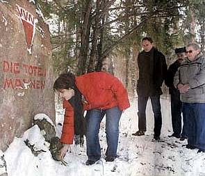 Holocaust-Gedenktag in Flberg 2007 (Bild: LVZ vom 29.01.2007)